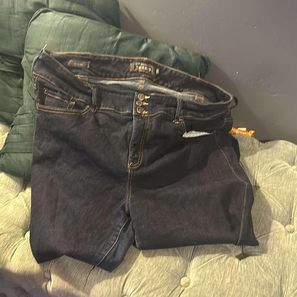 Jeans - Picture 4 of 4